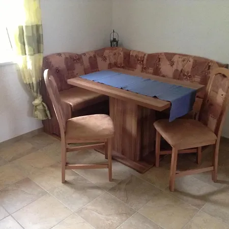 Bed & Breakfast Jausenstation Edelweiss