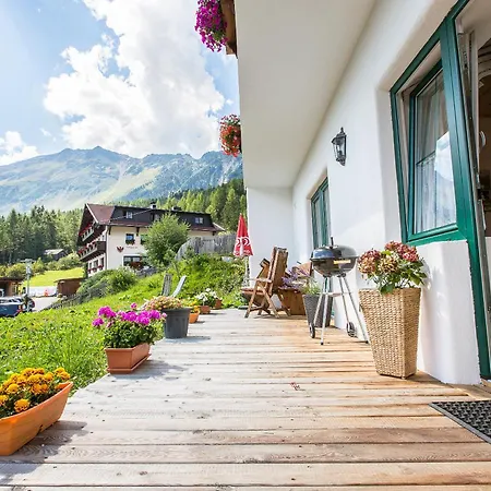 Bed & Breakfast Jausenstation Edelweiss *